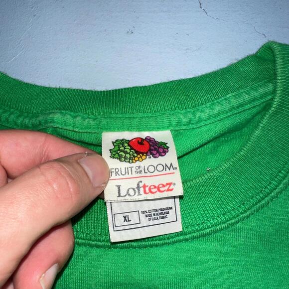 Vaginatarian VTG T Shirt Funny Adult Content Love Sexy Hot Girl Green Skate Punk - Picture 2 of 7